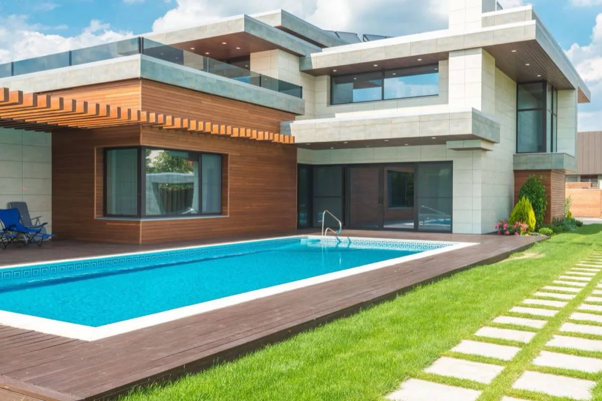 Pool Equipment Repair in Corona, CA