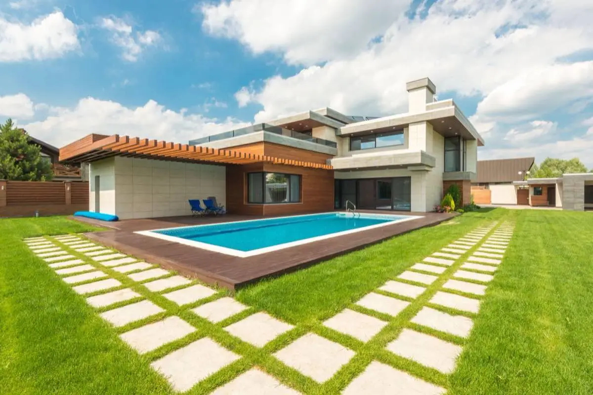 Pool Decks & Patios in Corona, CA