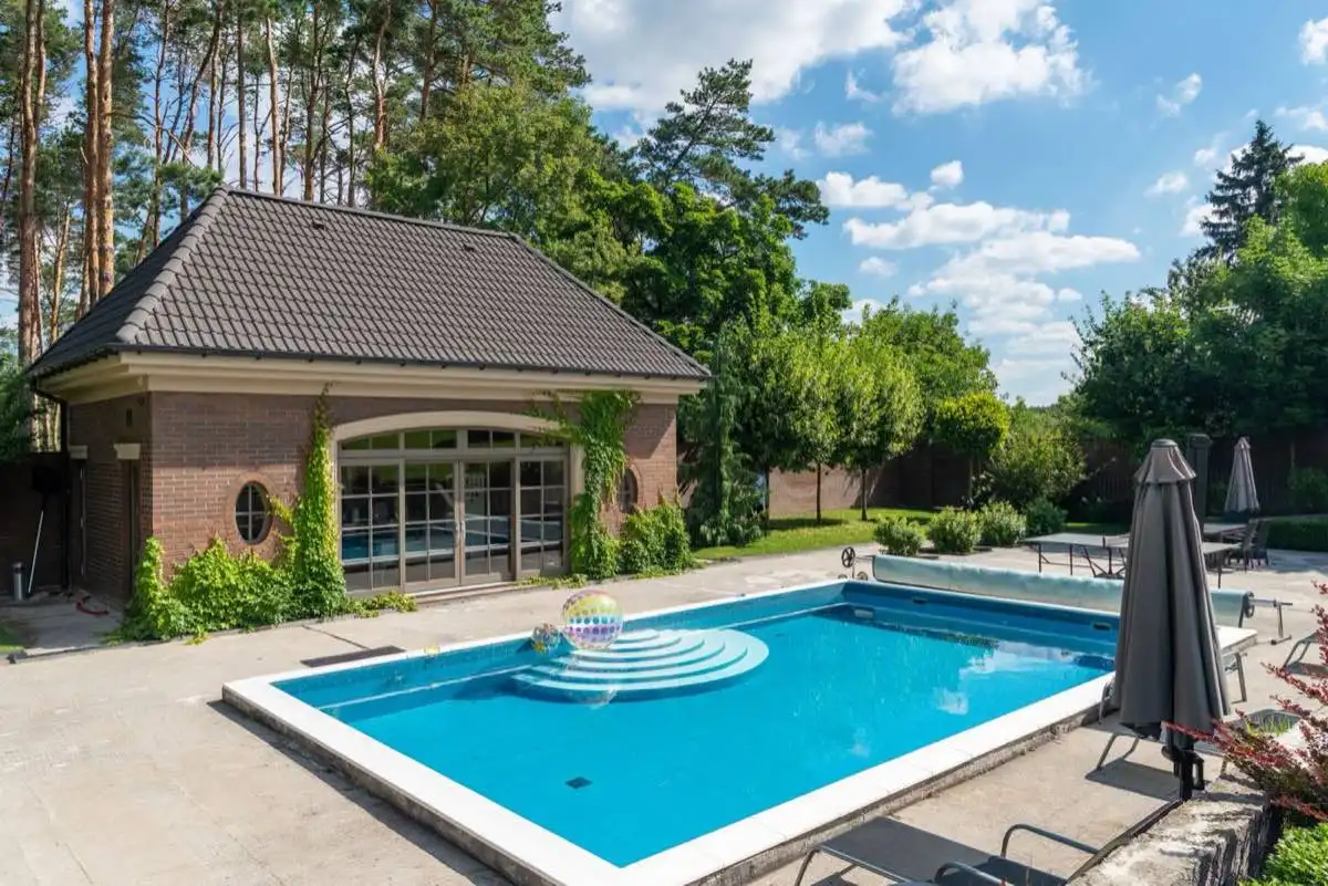 Pool Remodeling & Renovation in Corona, CA