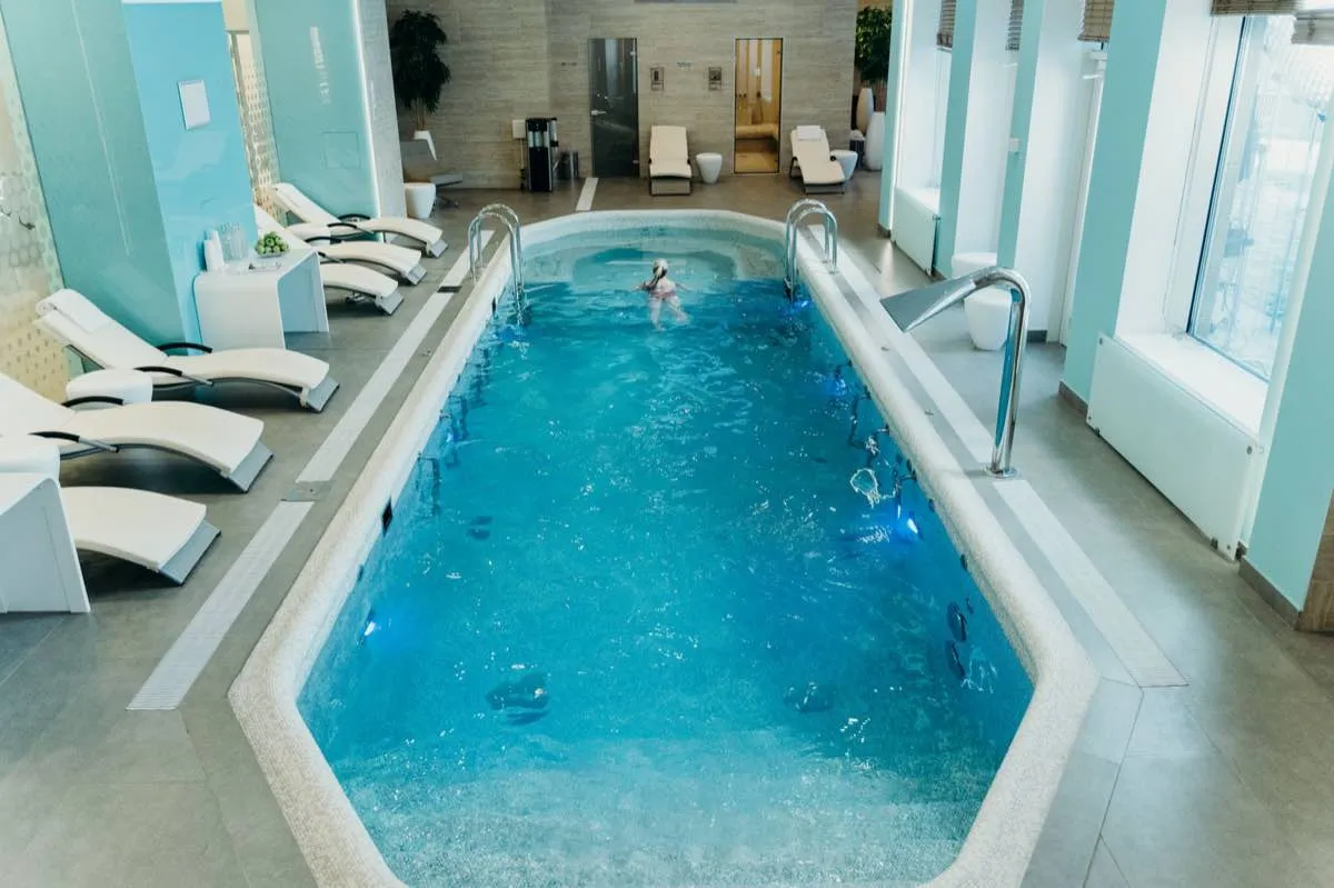 Commercial Pool Construction & Service in Corona, CA